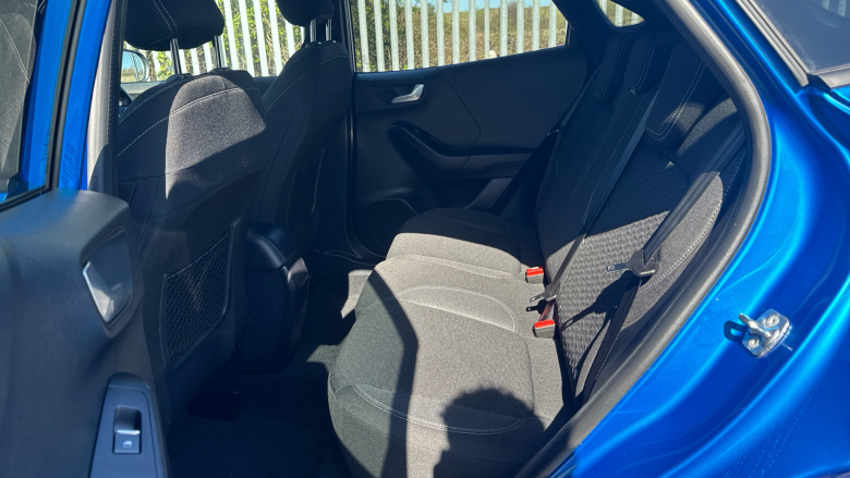 Ford Puma 1.0 EcoBoost Hybrid mHEV Titanium 5dr Petrol Hatchback